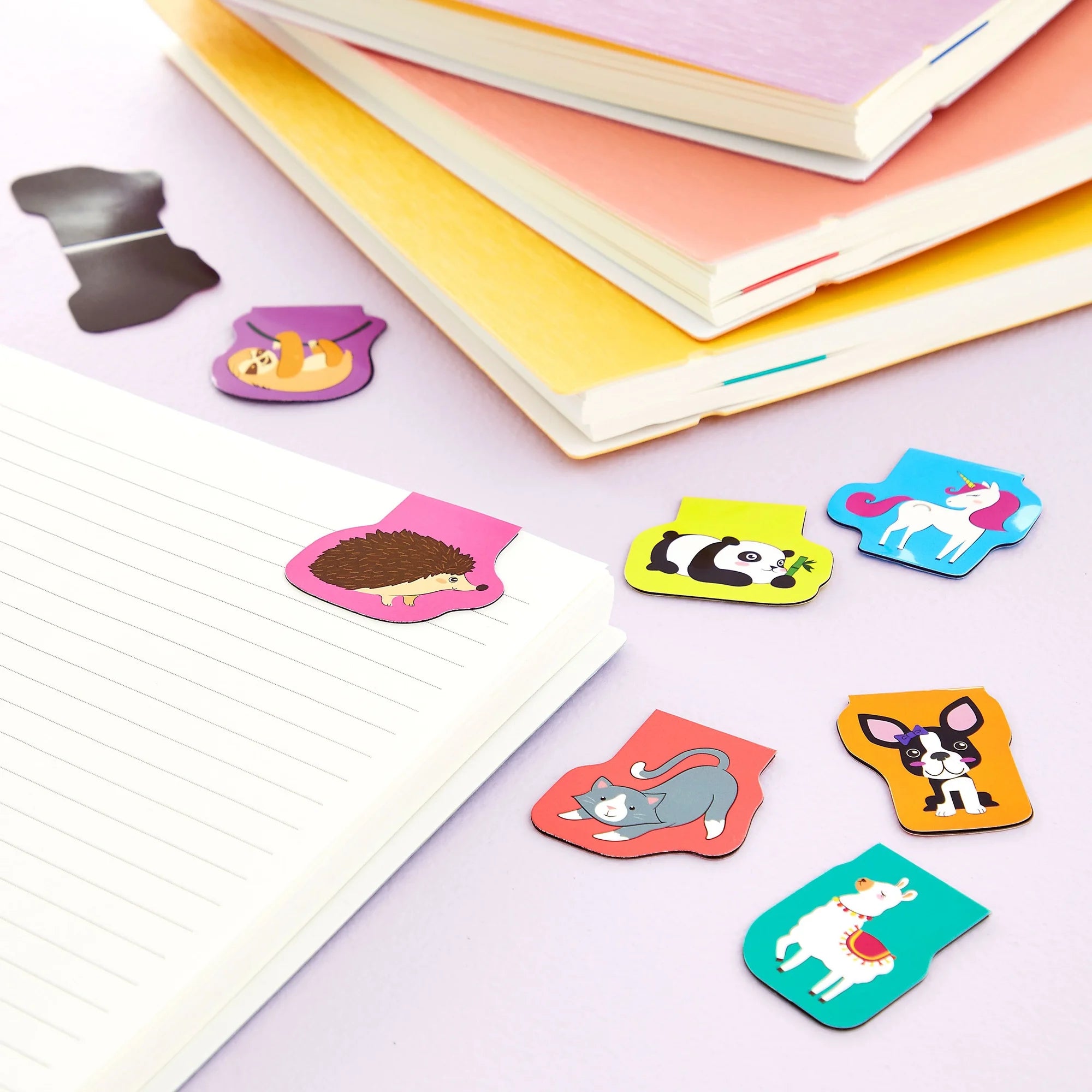 50-Pack Mini Assorted Colorful Animal Magnetic Bookmarks, Bulk Magnet Set, Page Clip Markers for Kids, Reading, Bookclub, School Book Fairs (10 Designs, 1.7X1.7 In), Ages 3-14